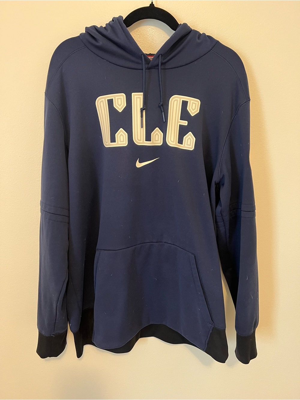 NikeCleveland Guardians City Connect Pullover Hoodie - Navy with Cream Logo